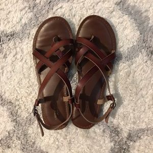 American Eagle Sandals